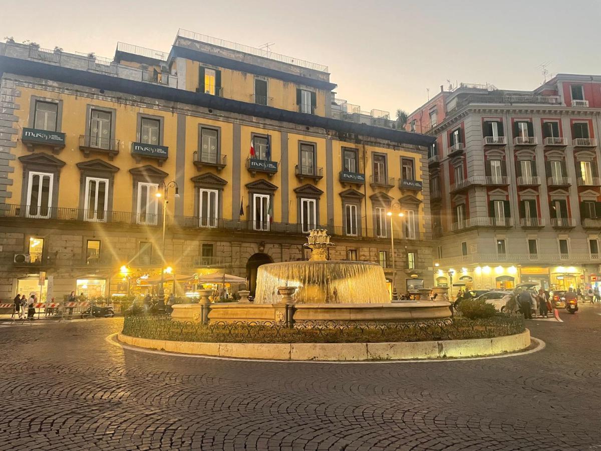 Casetta Piazza Plebiscito نابولي المظهر الخارجي الصورة