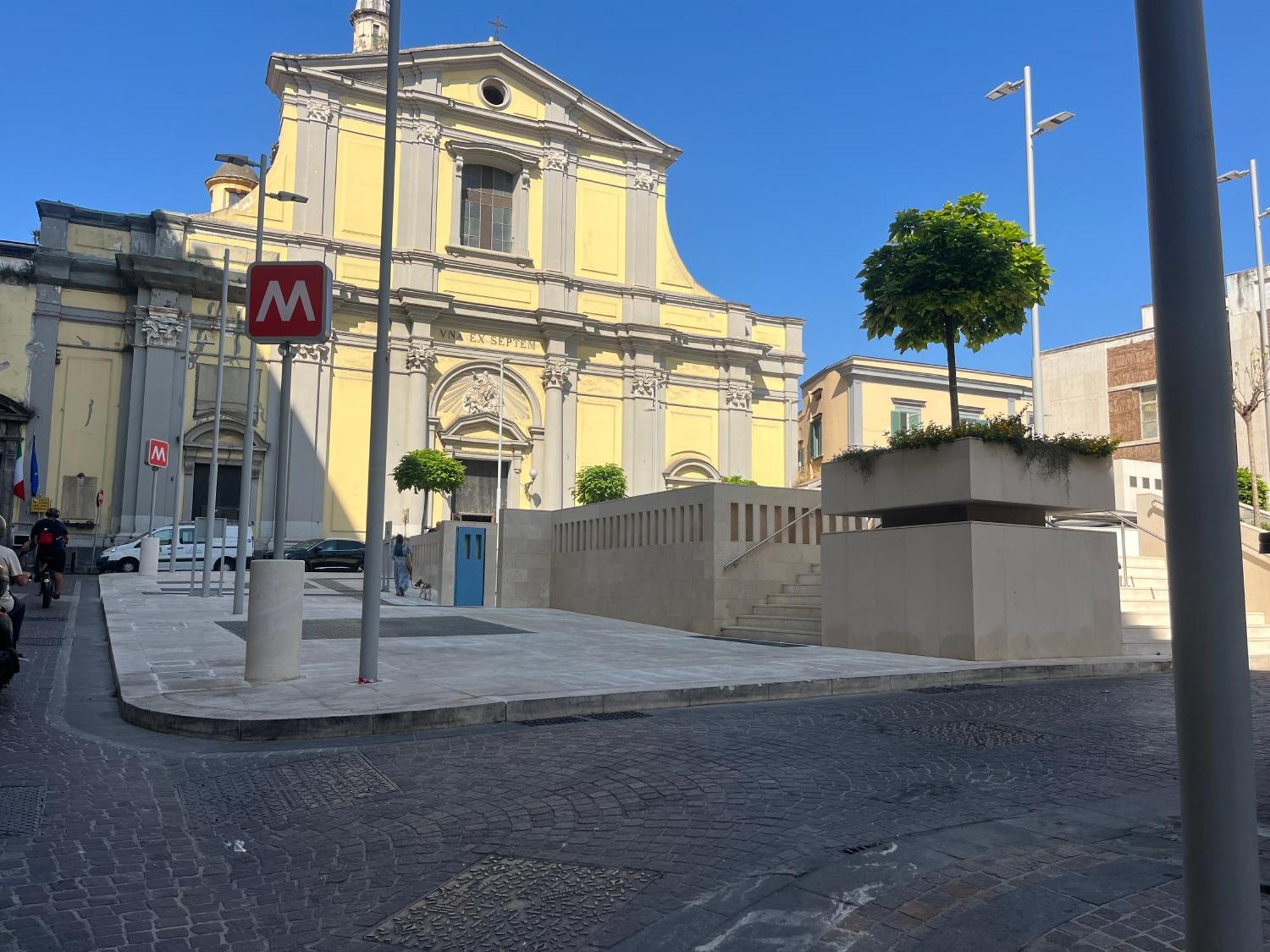 Casetta Piazza Plebiscito نابولي المظهر الخارجي الصورة